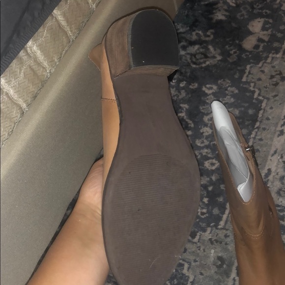 Lands end leather bootie - Picture 3 of 5